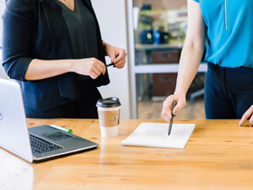 ورقة بلاستيكية PP / PESheet لفات لصواني الطعام ورقة بلاستيكية PP / PESheet لفات لصواني الطعام